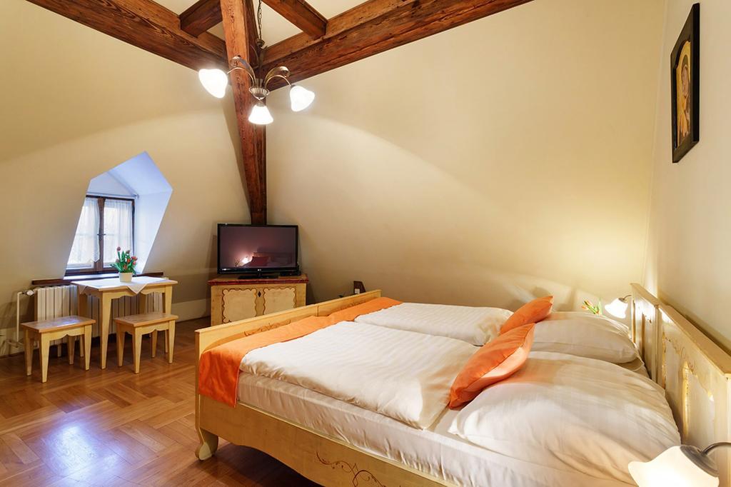 Penzion U Kriveho psa Frýdek-Místek Zimmer foto